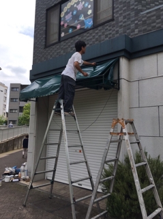 日よけテントの張り替え