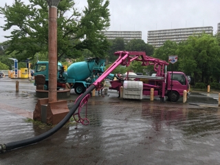 働く車のコラボレーション