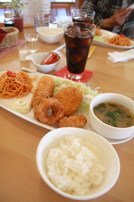 ミックスフライランチ♪うまし。