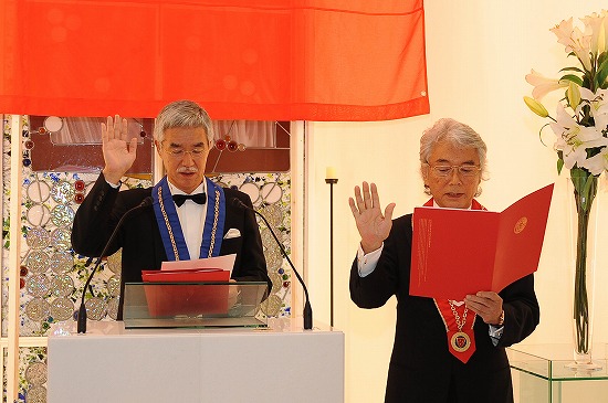 会長宣誓