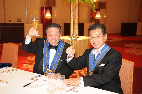 本多事務局長・根岸理事