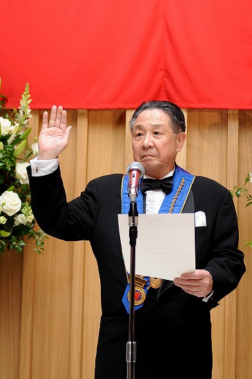 宣誓