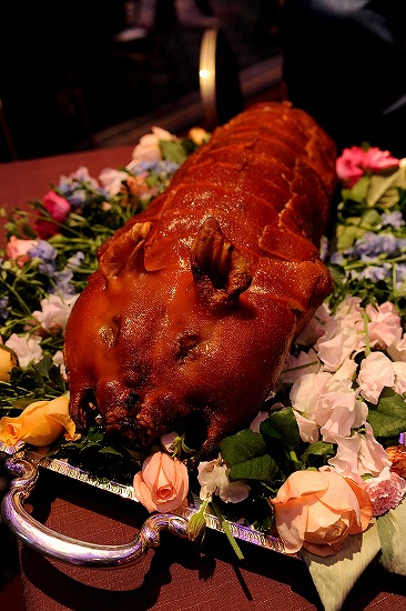 子豚の丸焼き