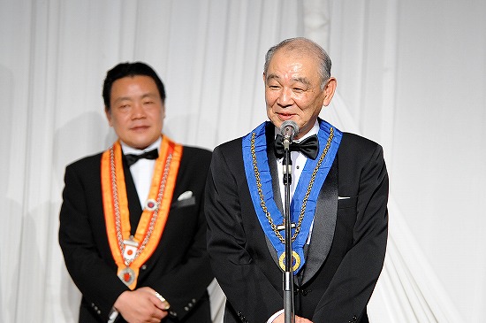 佐藤総支配人2