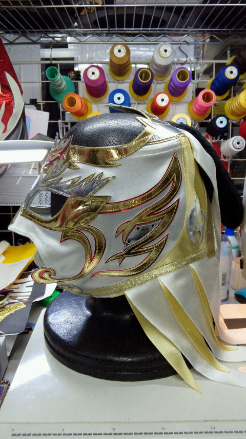 ハヤブサ(初代)のサイン入りプロレスマスク ハヤブサ』days | プロレス・マスク・ワールド/TIGER ARTS/MASK BANKブログ