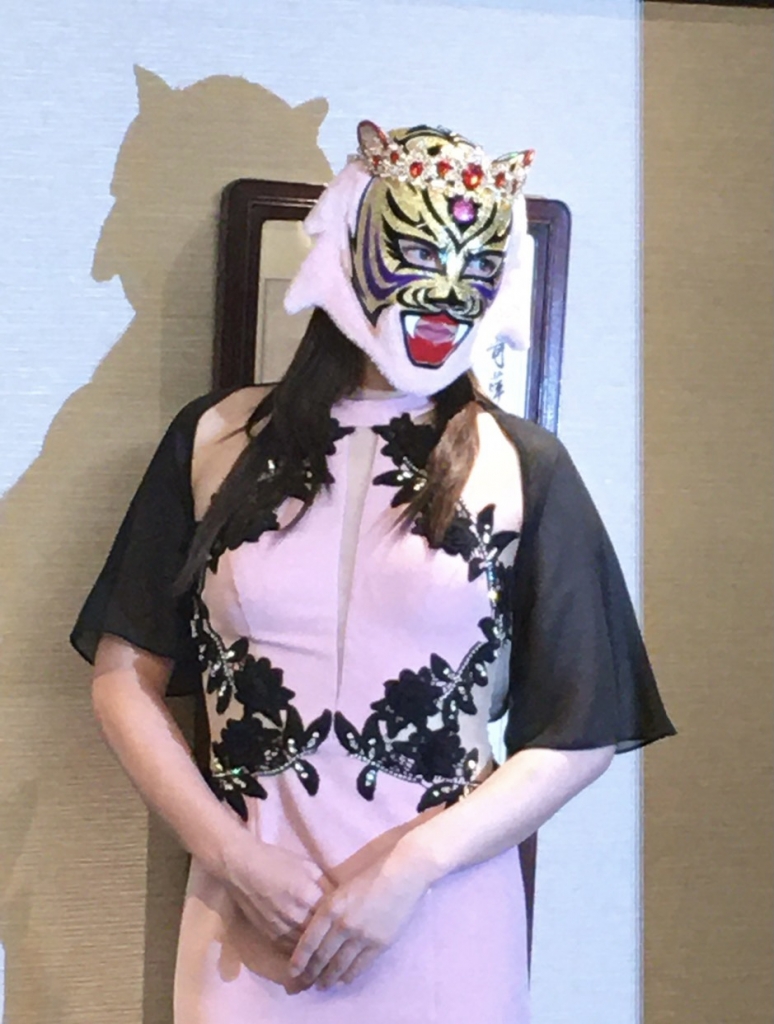 タイガー・クイーン 初お披露目！ | プロレス・マスク・ワールド