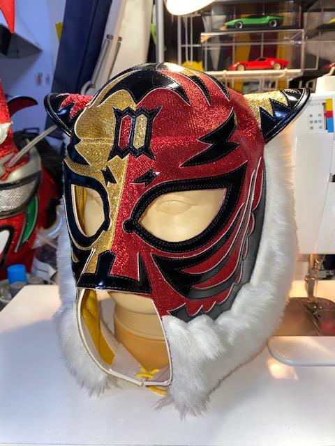初代タイガーマスク Ⅲマーク 赤×金ハーフ    プロレス・マスク