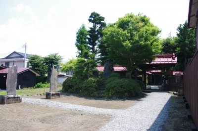 旧外川家住宅 街道より