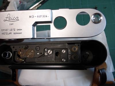 m327