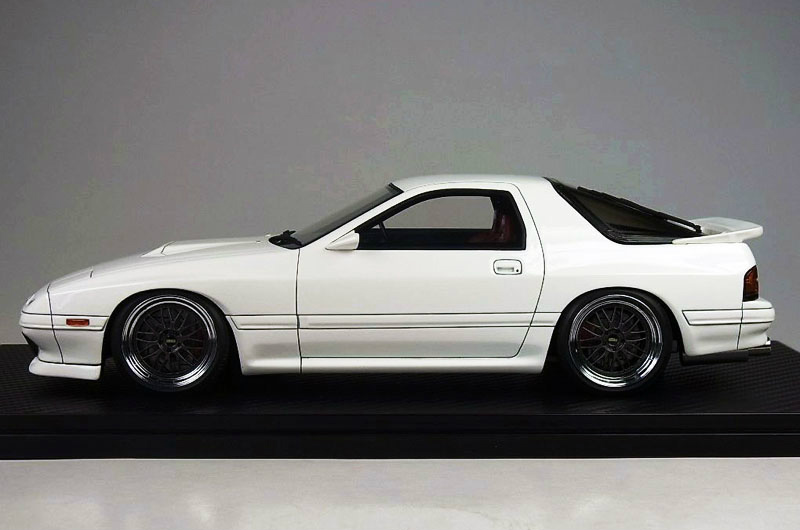 1/18 マツダRX-7(FD)(FC)カラーサンプル | ignition model 1/18 マツダRX-7(FD)(FC)カラーサンプル | ignition model