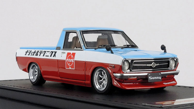 希少 イグニッションモデル 1/18 日産 サニートラック ADVAN