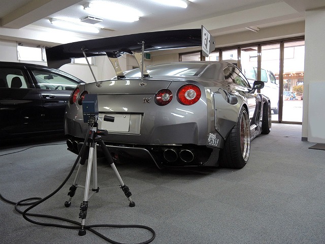 オンラインショップ限定: 1/18 PANDEM R35 GT-R ホワイト オンラインショップ限定: 1/18 PANDEM R35 GT-R ホワイト