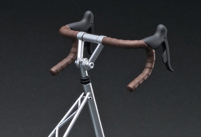 1/6スケール 自転車ミニチュアモデル「モールトンS」発売！ | ignition