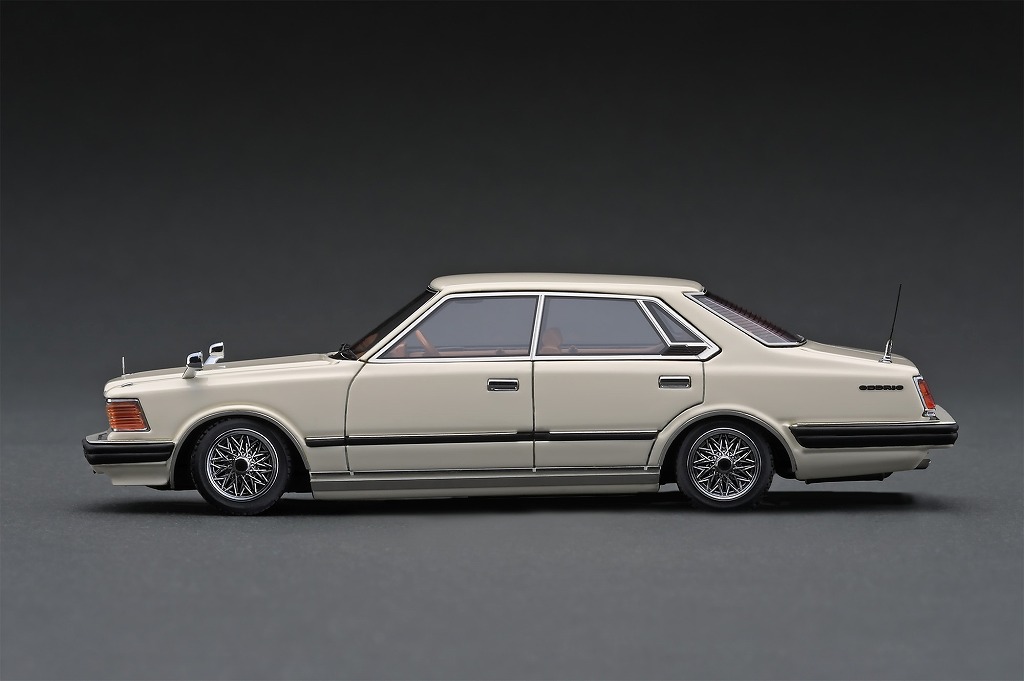 1/43スケール「セドリック(P430）280E ブロアム」カラーサンプルUP