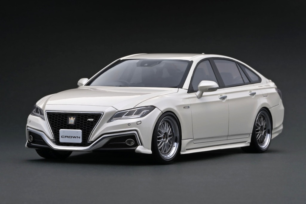 Rs クラウン