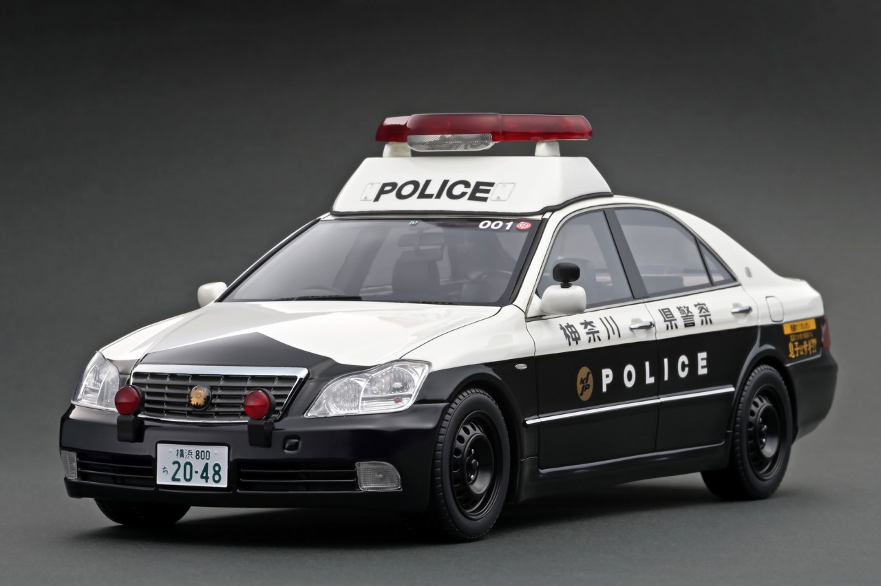 1/18 WEB限定モデル 「婦人警官フィギュア付 自動車警ら隊車両」登場