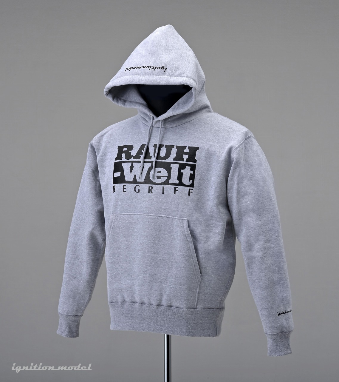 RWBのカリスマオーナー「1/6 中井 啓 氏 フィギュア」を限定販売