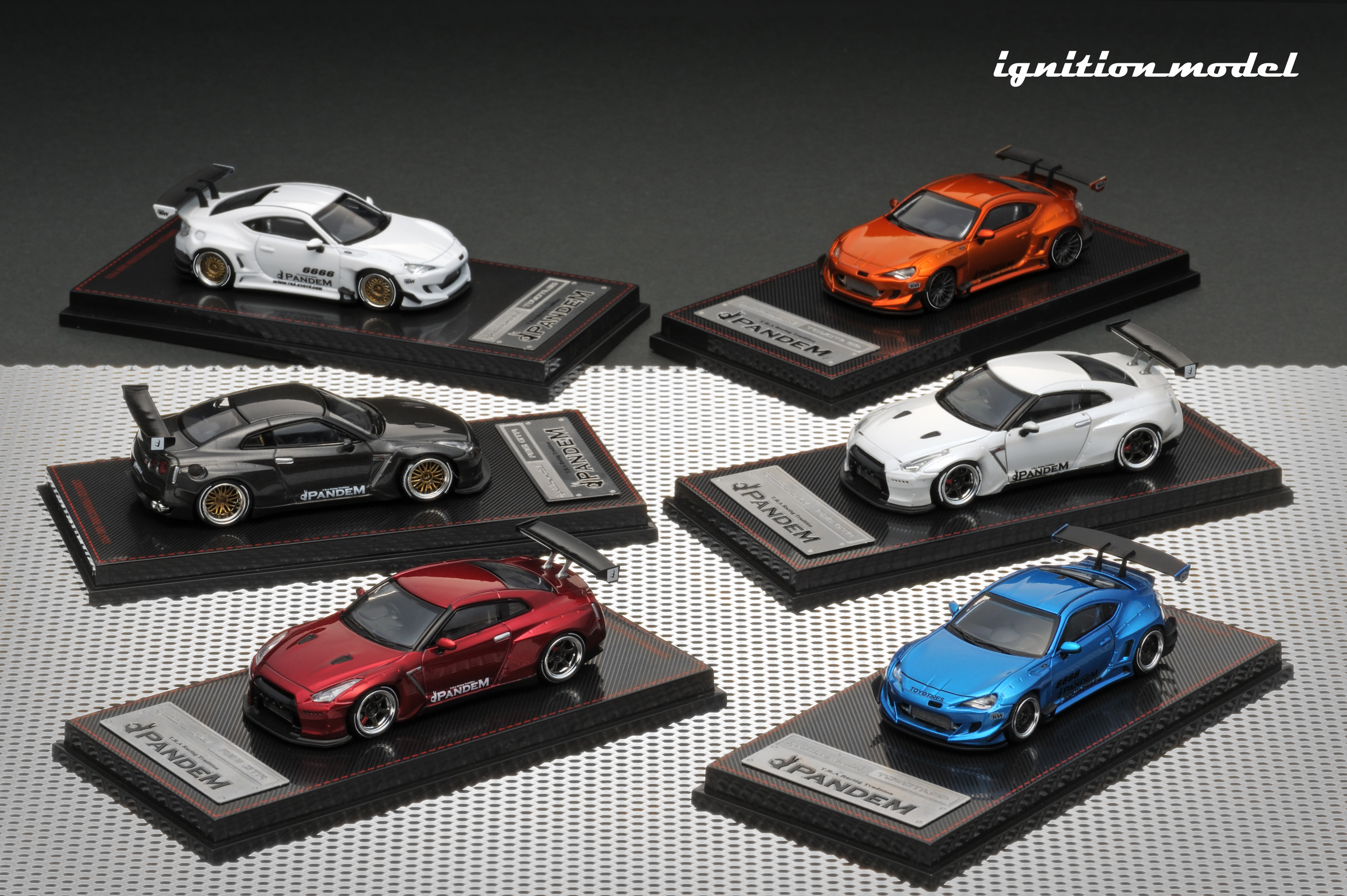 ミニカーとプラモデルの専門誌「モデルカーズ 299号(4月号）」発売