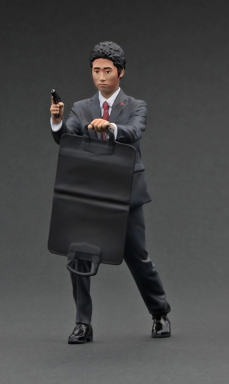 いよいよ明日！1/18 フィギュア付WEB限定 「クラウン(GRS214