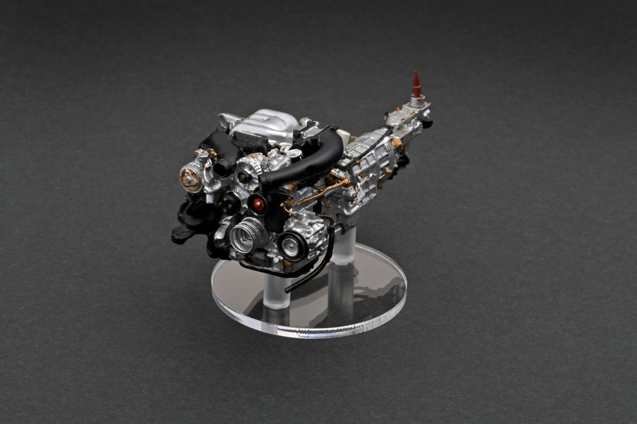 いよいよ明日！1/18 エンジン付 WEB限定 「アンフィニ RX-7