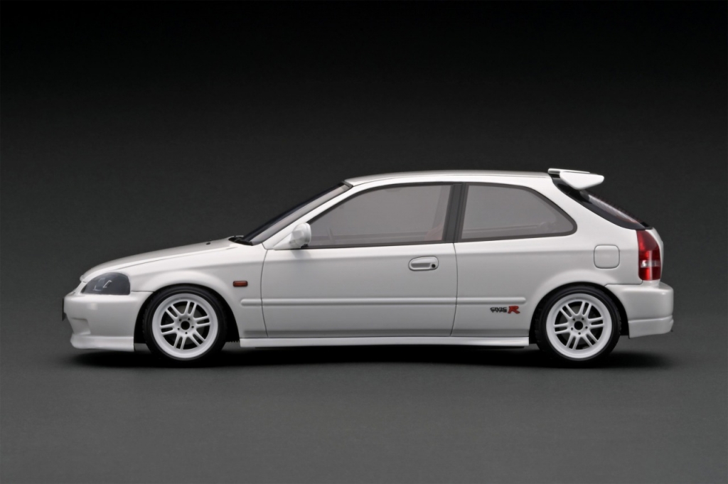 頭文字D 1/18 イグニッションモデル ホンダシビック(EK9) タイプR 頭