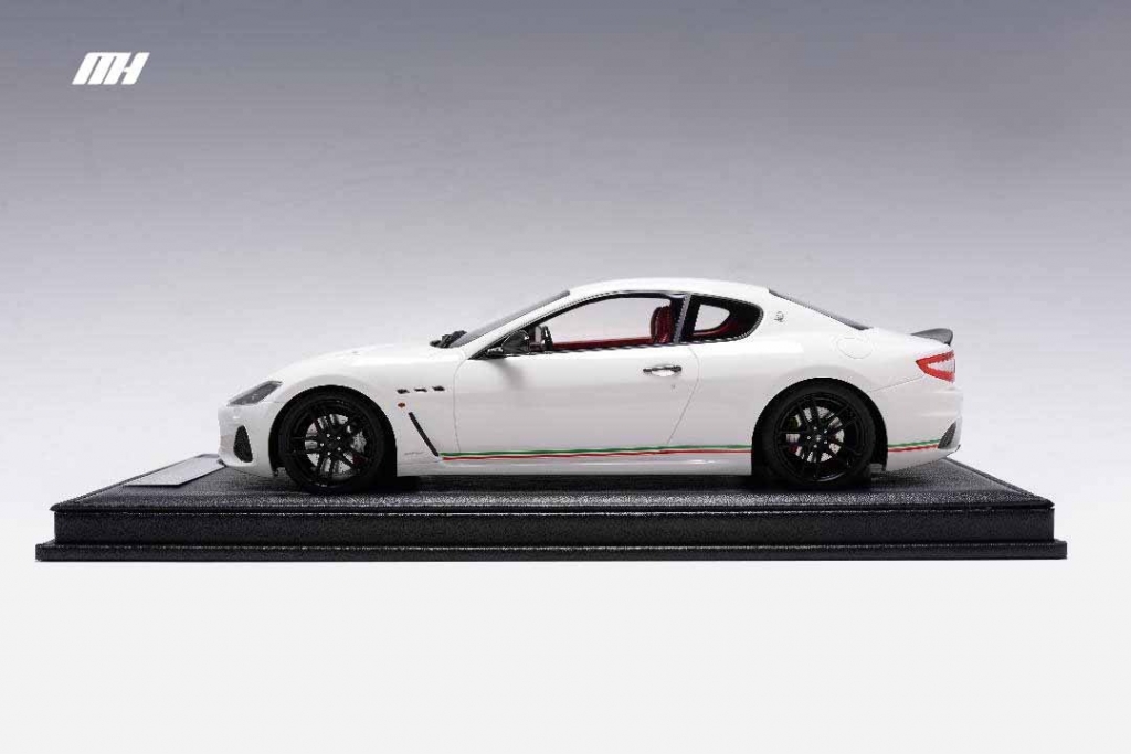 マセラティ1/18 Amazon | BBR 1/18 Maserati Grecale Trofeo ホワイト