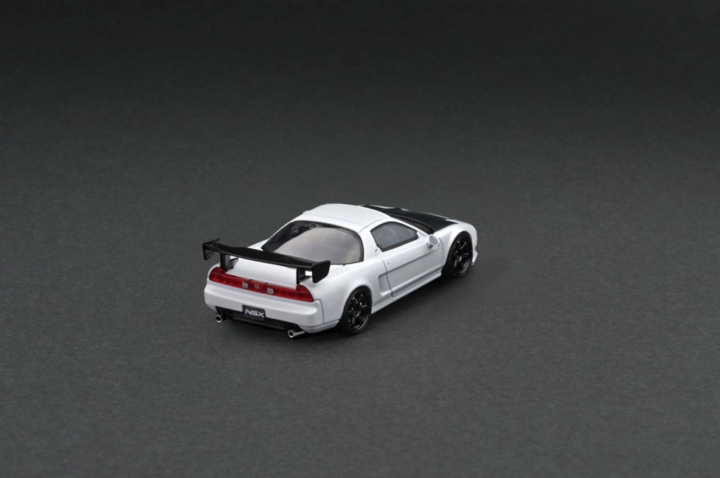 1/64スケール WEB限定モデル:立体駐車場キット(車両1台付き) 第 1/64スケール WEB限定モデル:立体駐車場キット(車両1台付き) 第