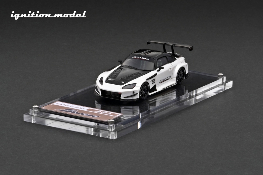 イグニションモデル IG1453 1/43 Nissan Cedric (P430) 4Door Hardtop 280E Brougham