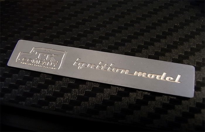 1/18スケール専用 アクリルディスプレイケース：発売中