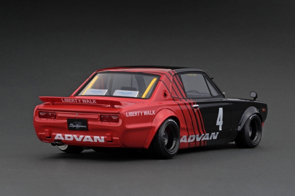1/18スケール「T・S・Dハイエース ワイドボディ」にカラー 1/18スケール「T・S・Dハイエース ワイドボディ」にカラー