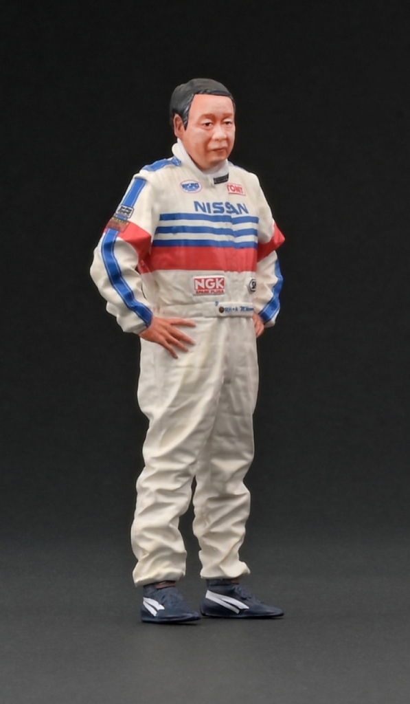 フィギュア付 1/18 WEB限定：ユニシアジェックス GT-R(#1) 9/12(月