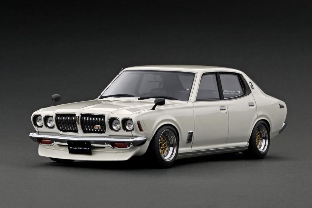 旧車ファン必見! 1/18スケール「サメブル 4ドア」リリース間近 旧車ファン必見! 1/18スケール「サメブル 4ドア」リリース間近