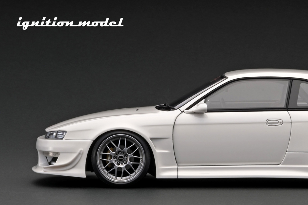 イグニッションモデル IG3088 1/18 VERTEX S14 シルビア