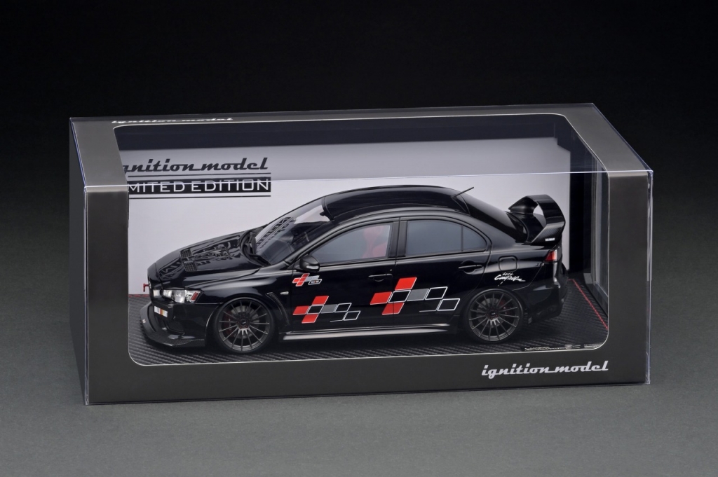 明日、1/18エンジン付 WEB限定モデル「Lancer Evolution X (CZ4A