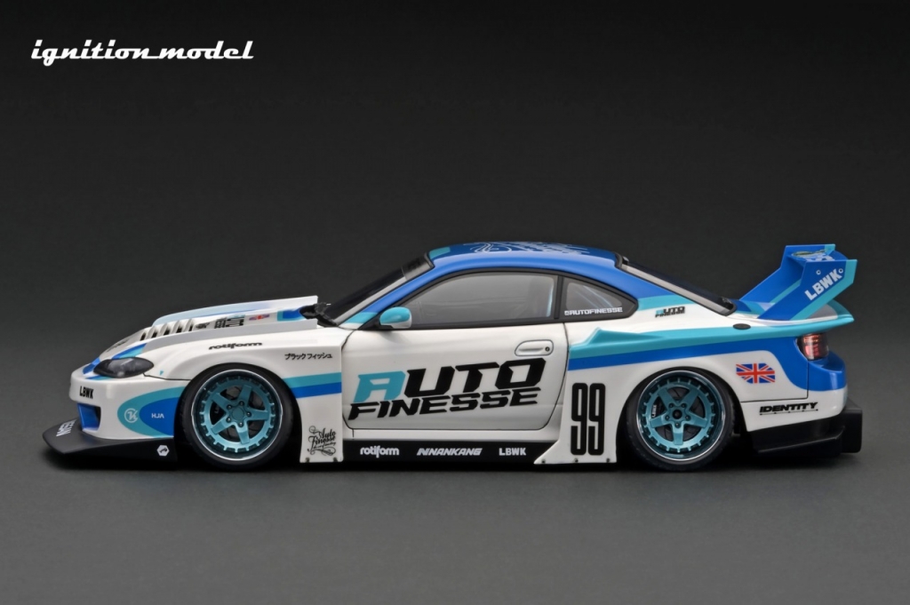 1/18スケール「AUTO FINESSE LB-Super Silhouette S15 SILVIA」9
