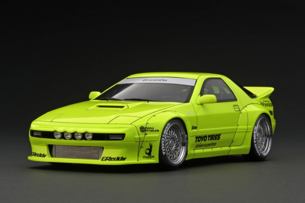 1/18スケール「PANDEM RX-7 (FC3S)」に仕様違いのバリエーション 1/18スケール「PANDEM RX-7 (FC3S)」に仕様違いのバリエーション