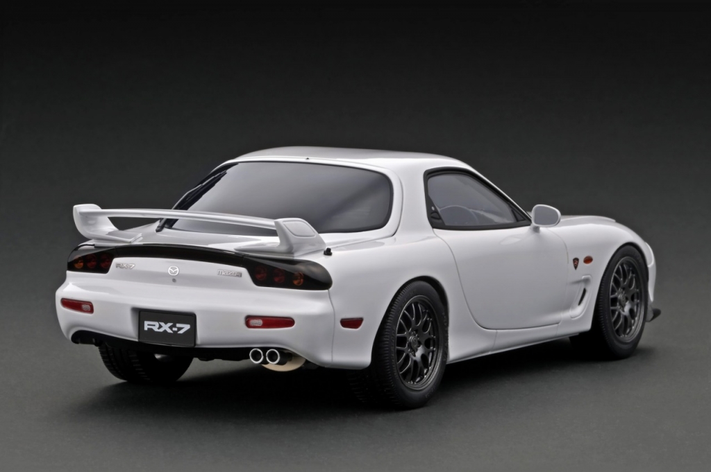 愛用 RX-7 開発プロジェクト マツダ公式 カラー(英語) 白黒(翻訳 