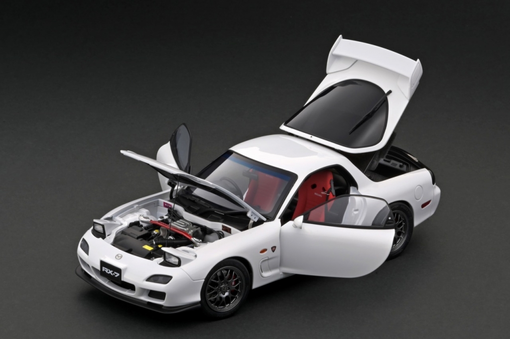 フル開閉「1/18 Mazda RX-7 SPIRIT R 」TK.STORE限定で販売 フル開閉「1/18 Mazda RX-7 SPIRIT R 」TK.STORE限定で販売