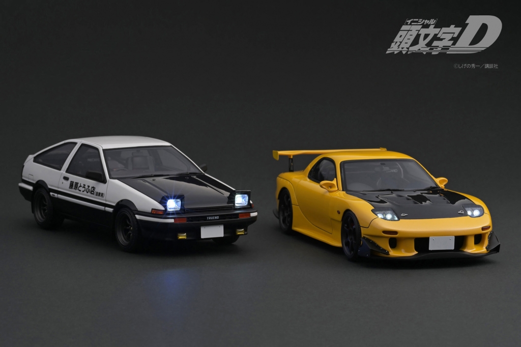 ヘッドライトが・・・光るぞ!」『頭文字D』高橋涼介 FC3Sの新作 ヘッドライトが・・・光るぞ!」『頭文字D』高橋涼介 FC3Sの新作