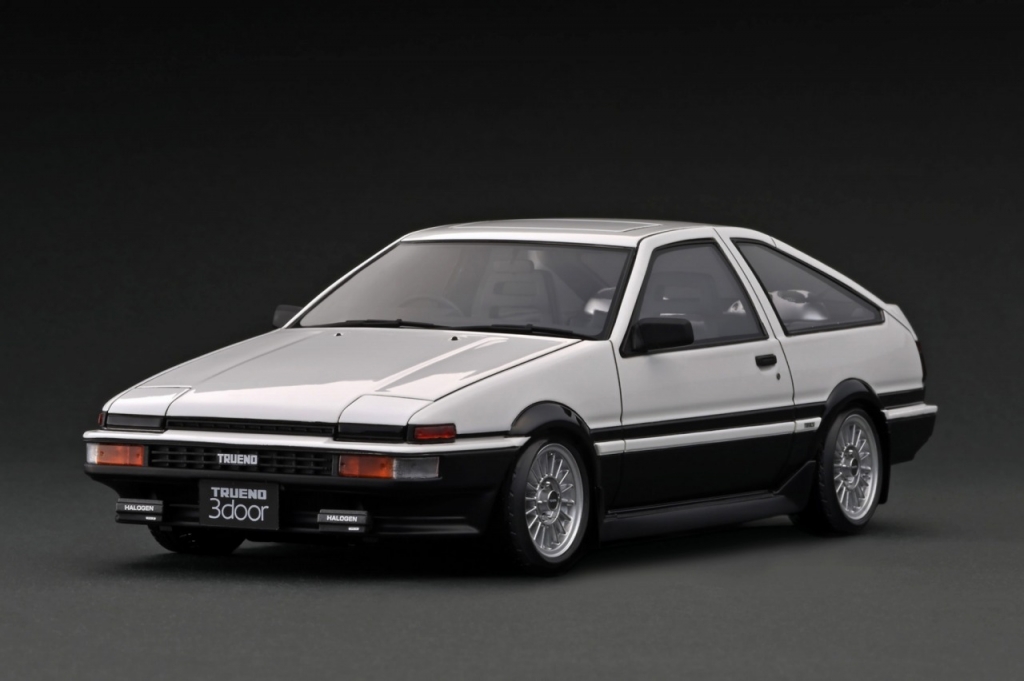 ご予約受付中！イントラ＆A3Aホイール装着の「トレノ3ドア(AE86)」にご