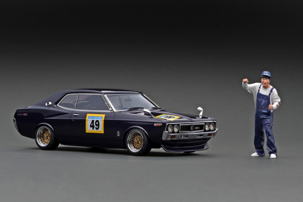 1/18スケール「佐田氏フィギュア付ローレル サーキットver