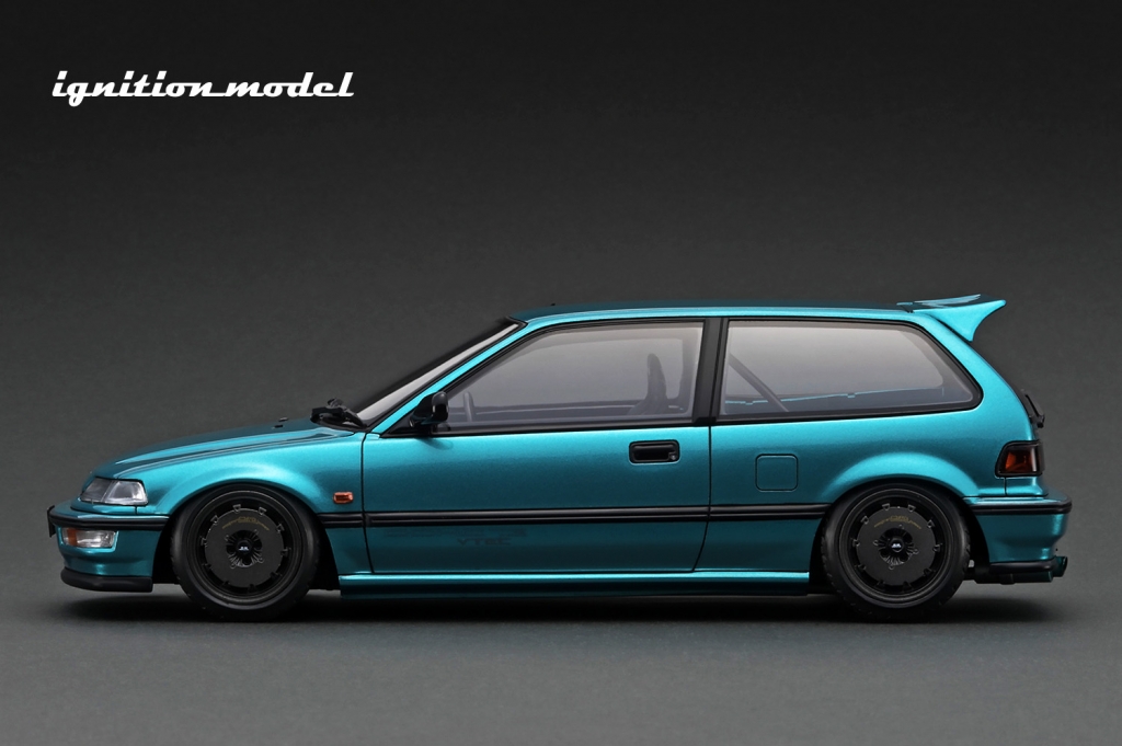 懐かしい！走り屋仕様の「グランドシビック(EF9）」各種モデルをご予約