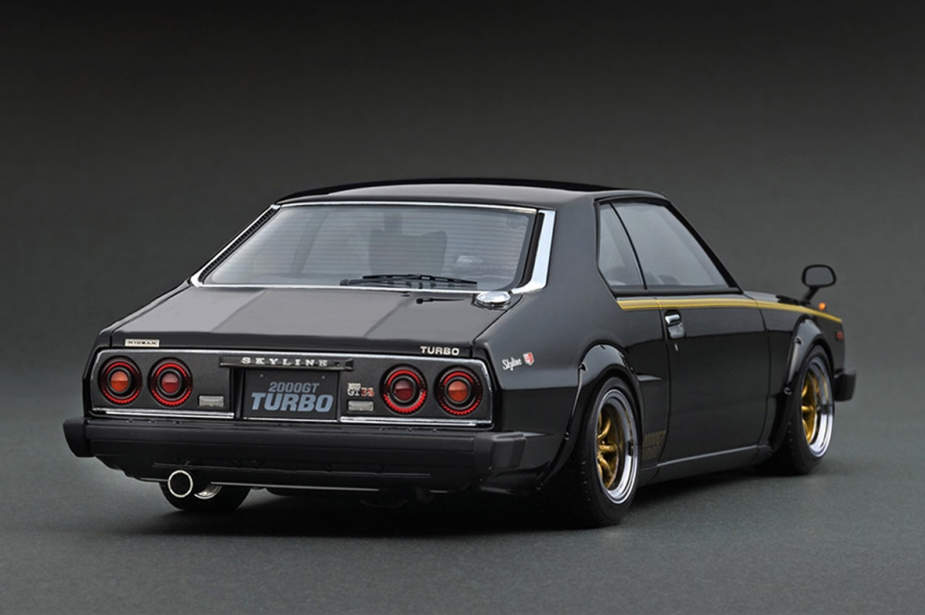 日産スカイライン　GC210ジャパン前期バンパー　バンパーのゴム なんのパーツ？ ジャパン復刻！ GC210型スカイラインジャパン