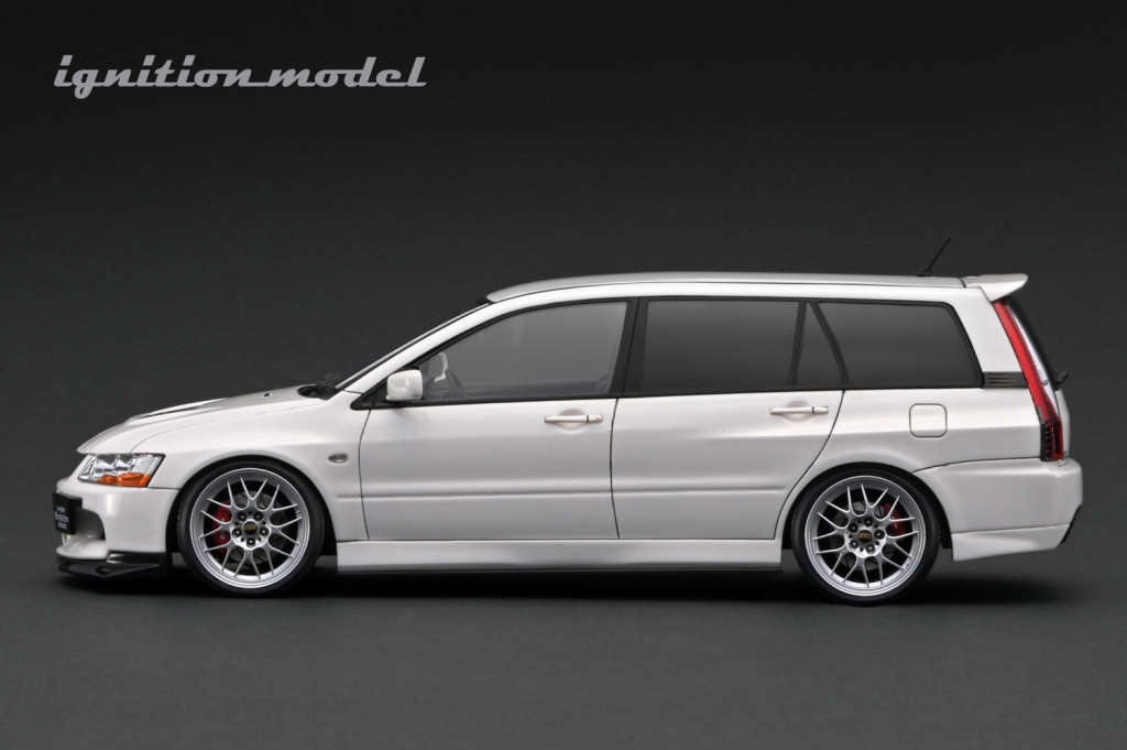 充実の1/18スケール「ランエボワゴン(CT9W)」はIGモデル公式オンライン