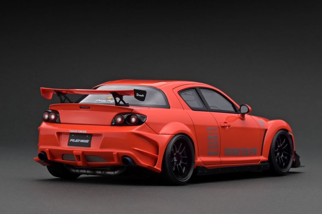 RE雨宮のデモカー「1/18 Mazda RX-8 (SE3P)」× 6カラーをご予約