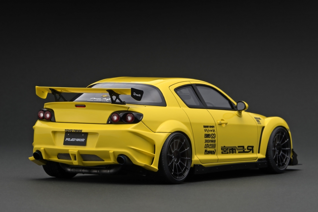 RE雨宮のデモカー「1/18 Mazda RX-8 (SE3P)」× 6カラーをご予約受付中
