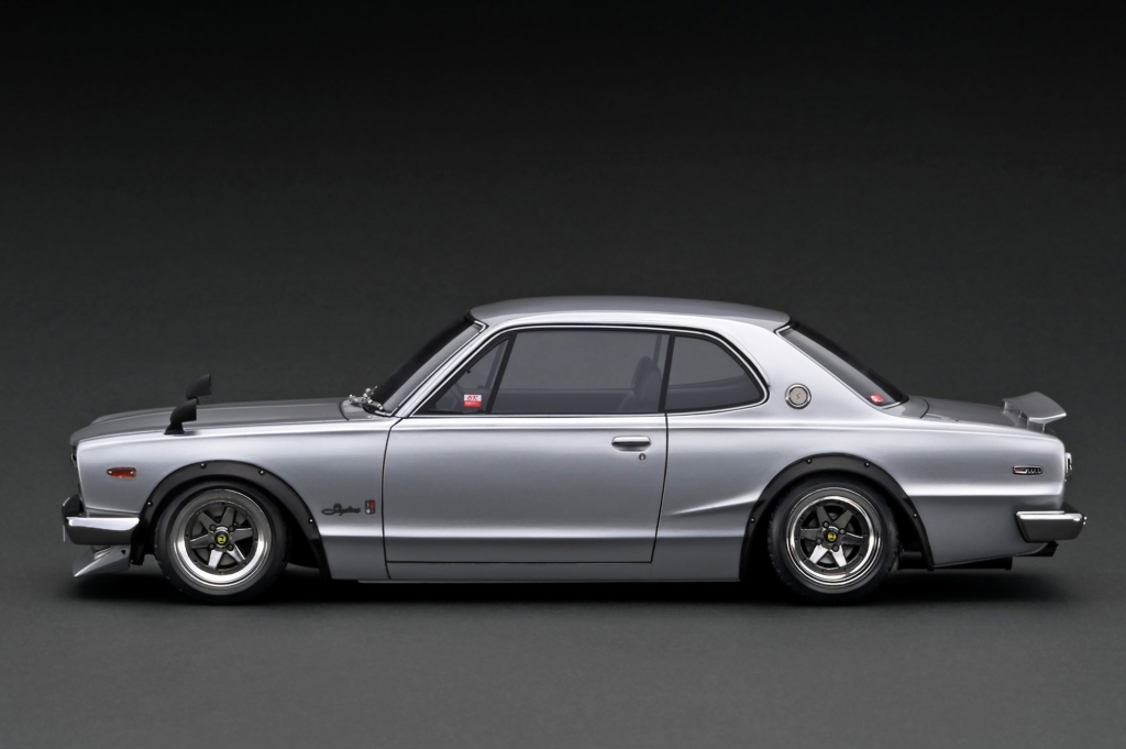 イグニッションモデル LBWK KPGC10 青 ミニカー 限定版 1/18 予告:1/18 エンジン付 WEB限定「ハコスカ(KPGC10)10周年記念
