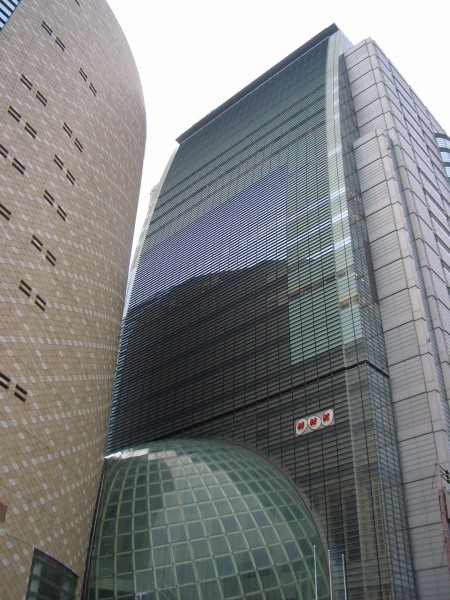 大阪のNHKなビル