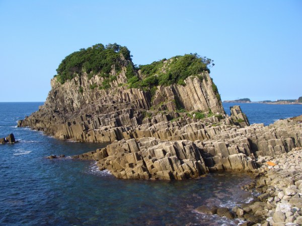 斜めな岩場