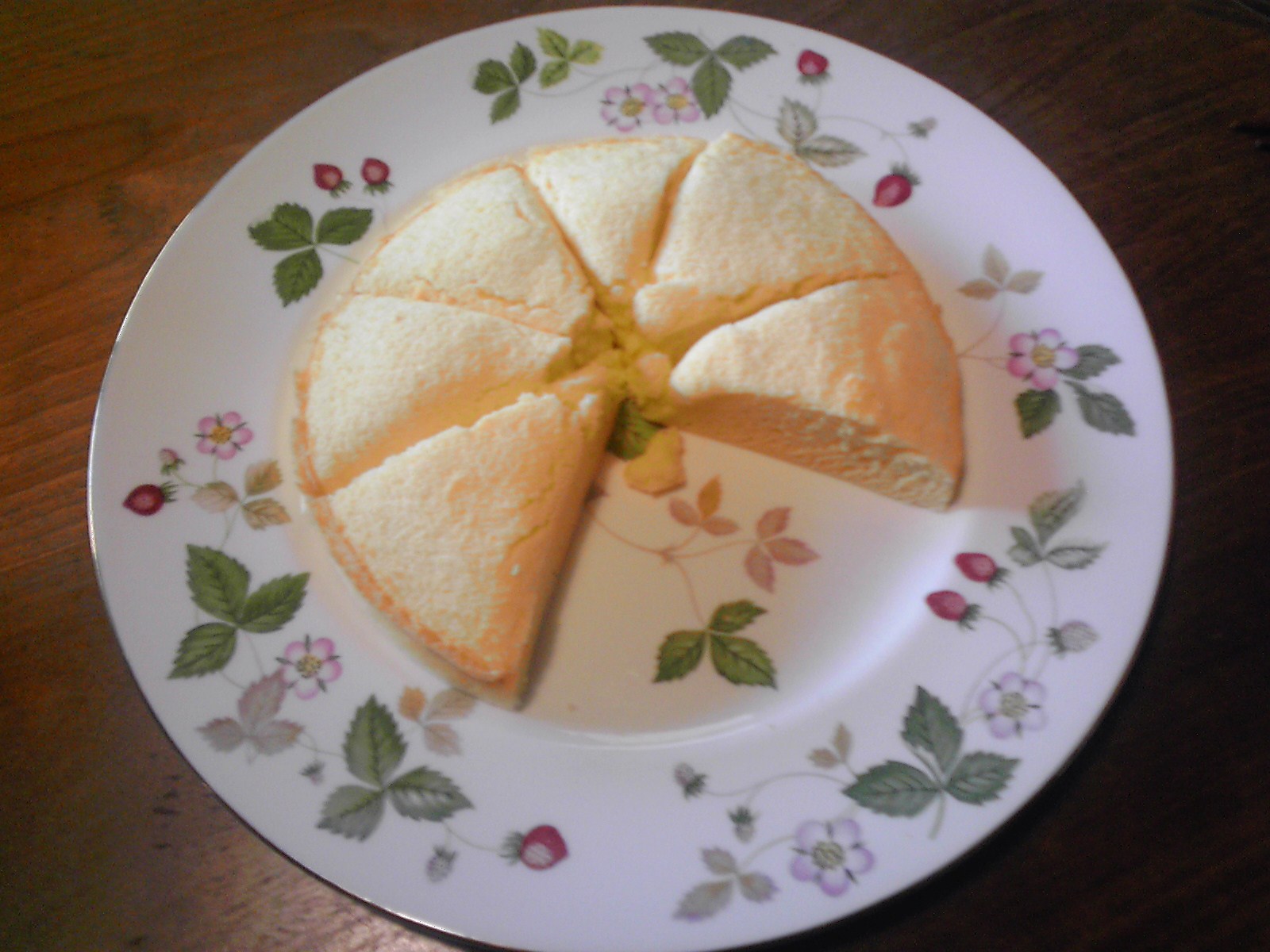 シフォンケーキ焼きあがり